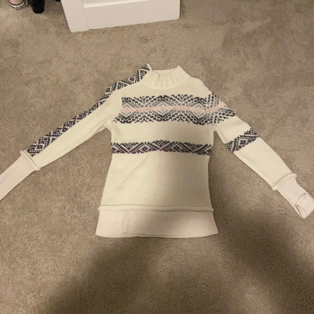 Smart wool women’s sweater